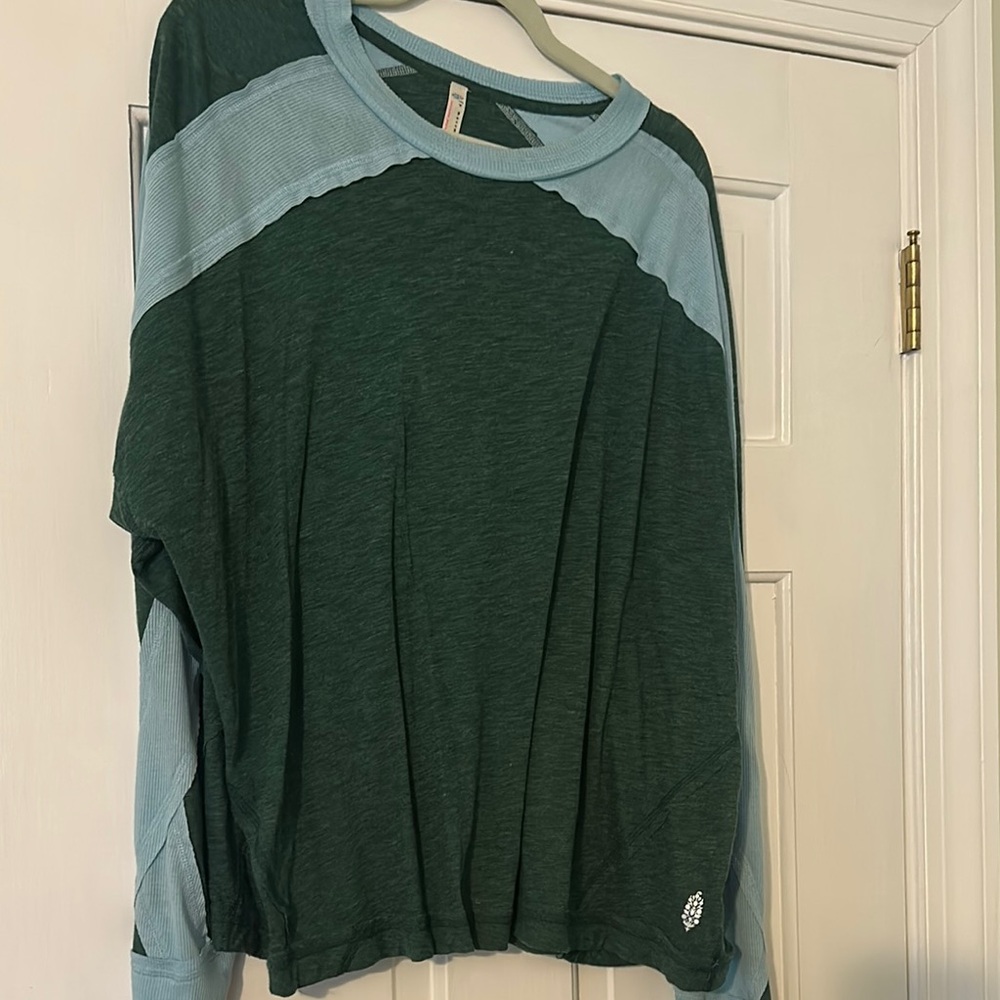FP Movement by Free People Green and Light Blue Long Sleeve Pullover - Picture 1 of 4